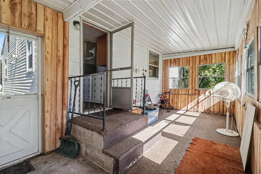 292 E Michigan Avenue, Hesperia, MI 49421 - #3