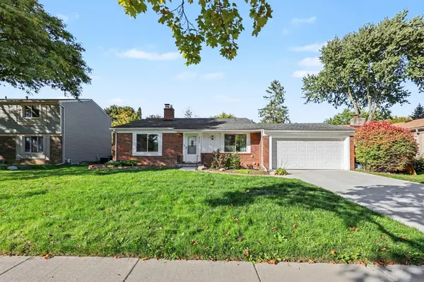 2923 Quartz Drive, Troy, MI 48085