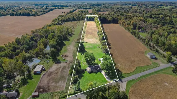 9410 N Branch Road, Watervliet, MI 49098