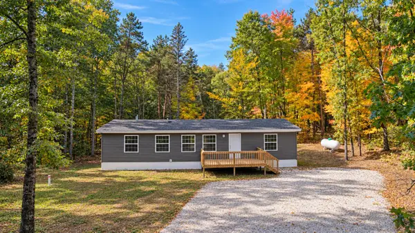 8955 Newcosta Avenue, Howard City, MI 49329