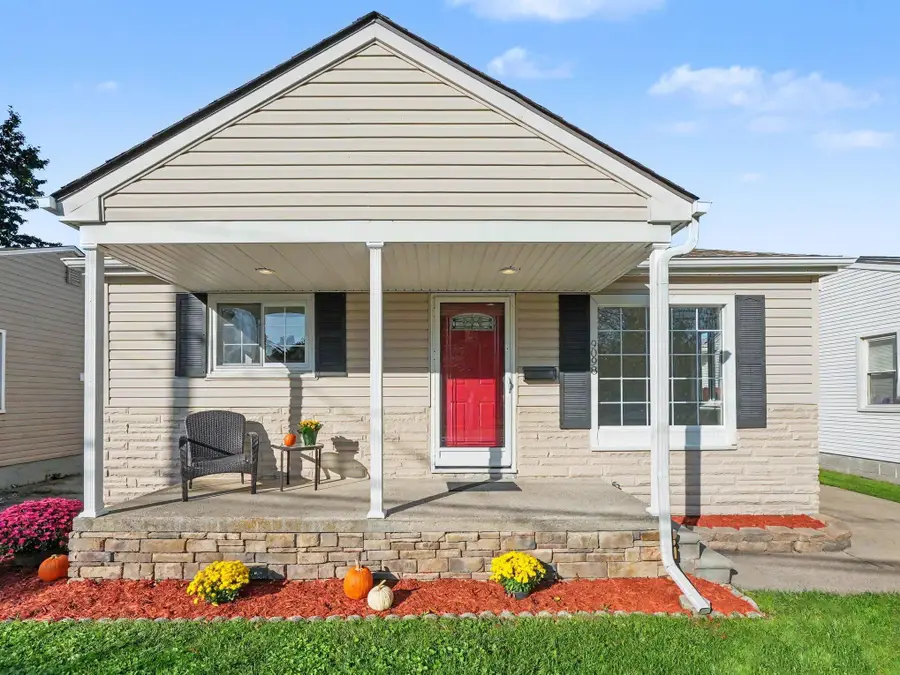 9098 Clippert Street, Taylor, MI 48180 - #2