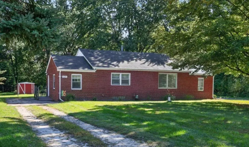 1697 Greenly Avenue, Benton Harbor, MI 49022 - #1