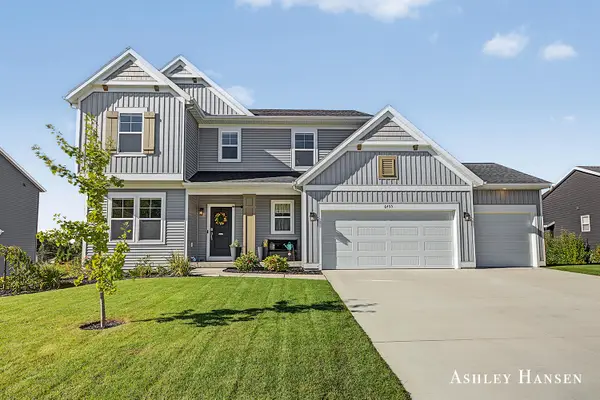 6455 Fieldview Drive Ne, Rockford, MI 49341