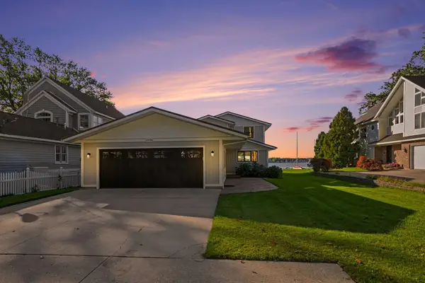1996 Lake Street, Holland, MI 49424
