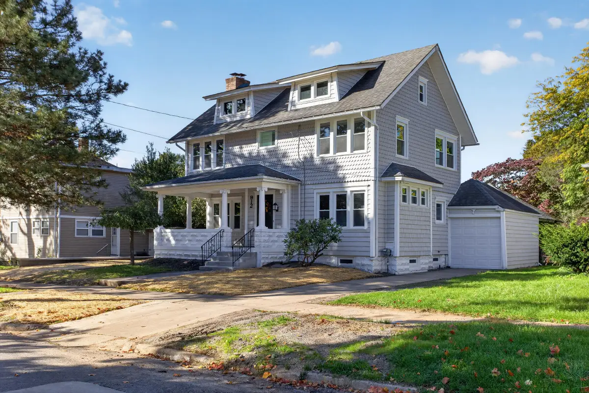 912 2nd Street, Jackson, MI 49203 - #1