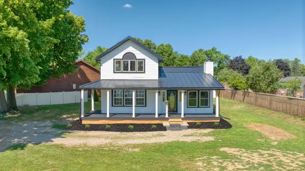 210 W Grove Avenue, Michigan Center, MI 49254
