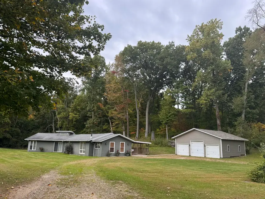 12398 Aalf's Road, Buchanan, MI 49107 - #2