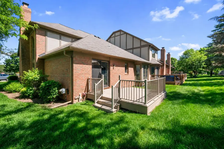 54661 Bellingham Drive, Shelby, MI 48316 - #3
