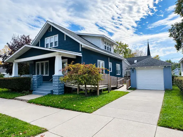 313 Third Street, Manistee, MI 49660