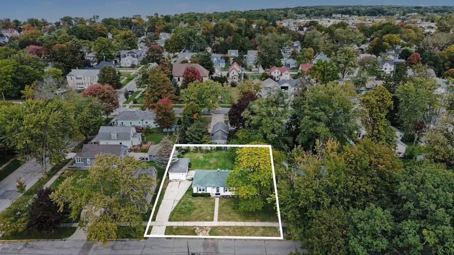 311 S Haven Street, South Haven, MI 49090 - #2