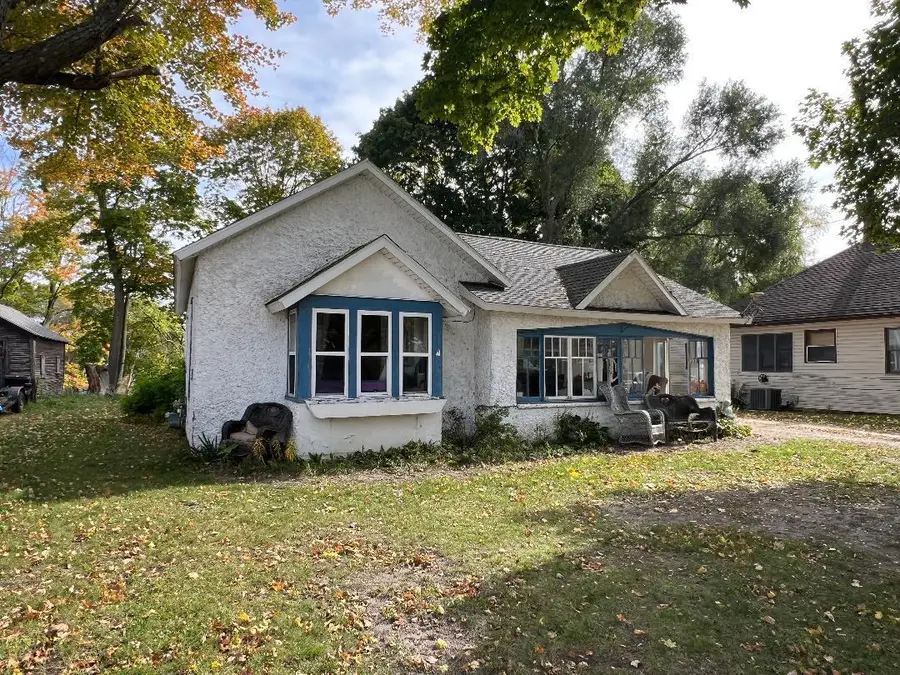 338 N Lincoln Avenue, Lakeview, MI 48850 - #2