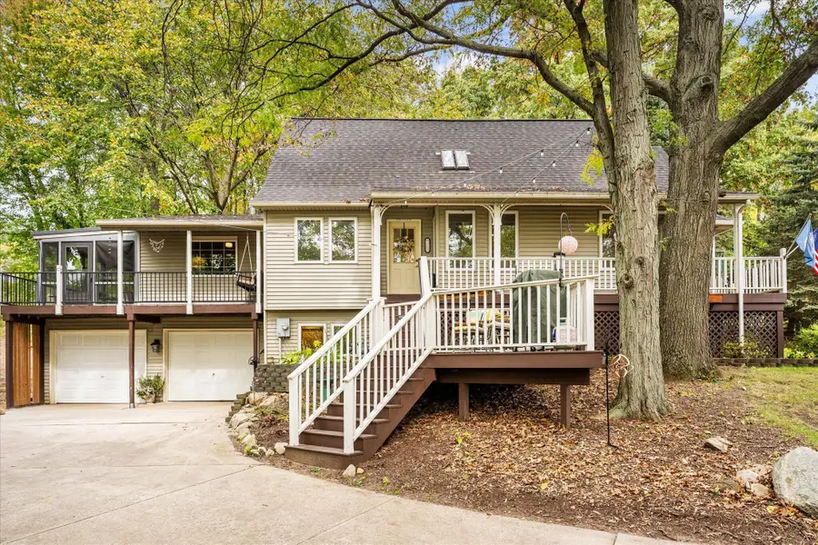 412 Pettis Avenue Se, Ada, MI 49301 - #3