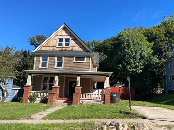 17 Westwood Street, Hillsdale, MI 49242