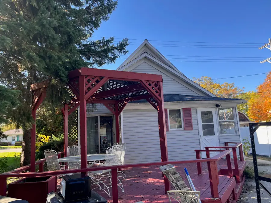 608 N Shiawassee Street, Owosso, MI 48867 - #3
