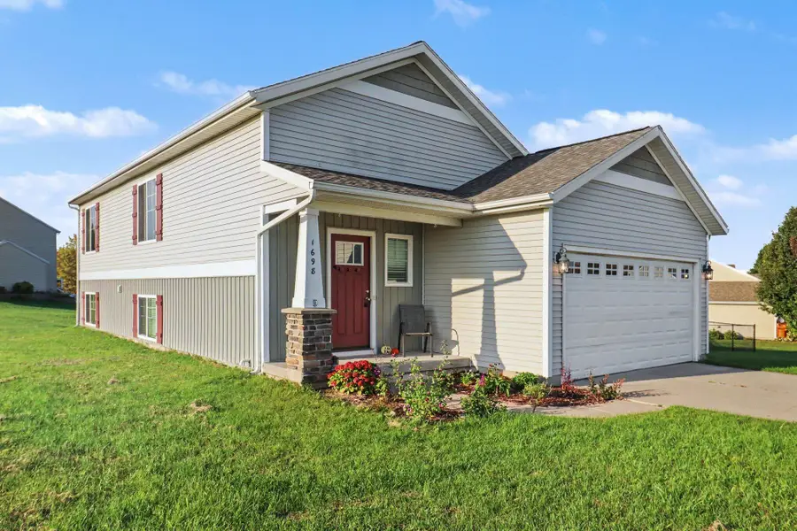 1698 Trent Ridge Court Ne, Cedar Springs, MI 49319 - #2