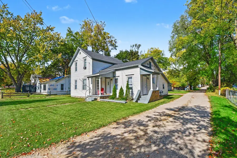 316 W Pere Marquette Street, Big Rapids, MI 49307 - #2