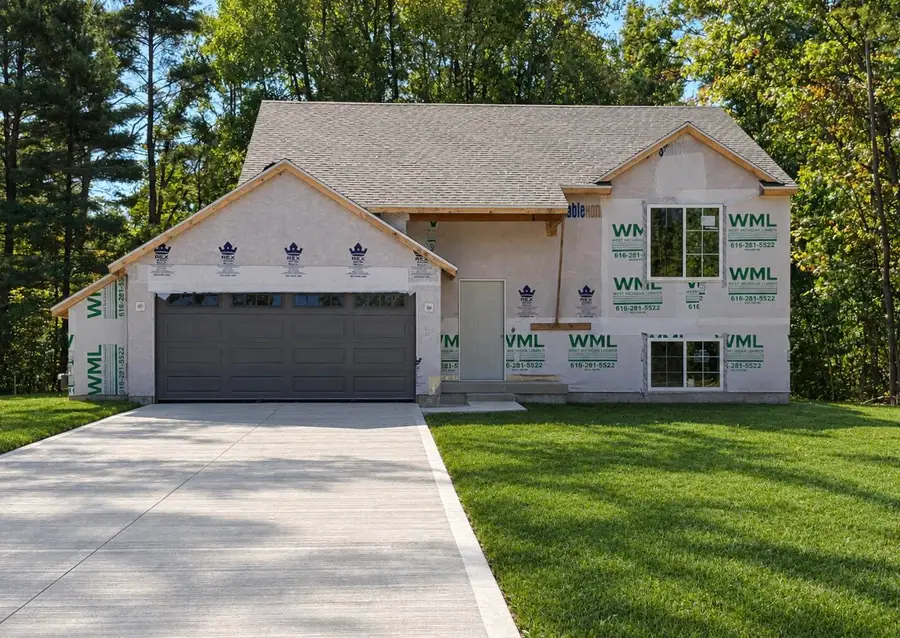 20907 W Dewey Road, Howard City, MI 49329 - #2