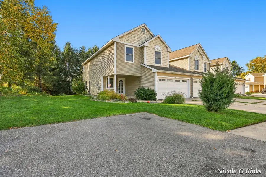 2000 Conservation Trail, Lowell, MI 49331 - #2