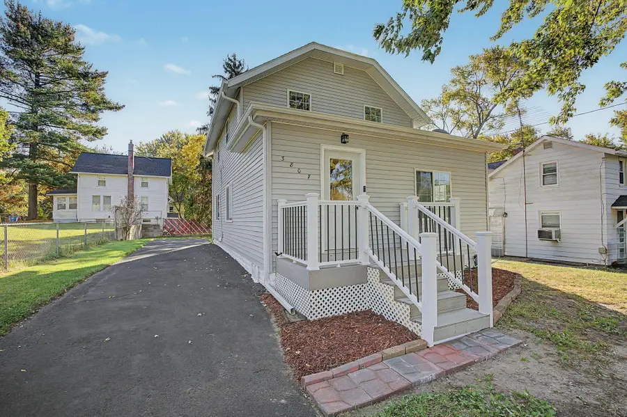 3807 Francis Street, Jackson, MI 49203 - #2