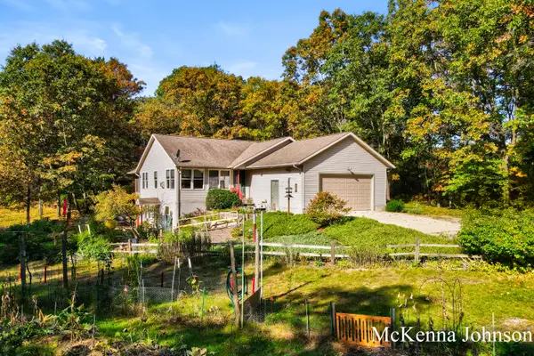 4275 Crocker Road, Twin Lake, MI 49457