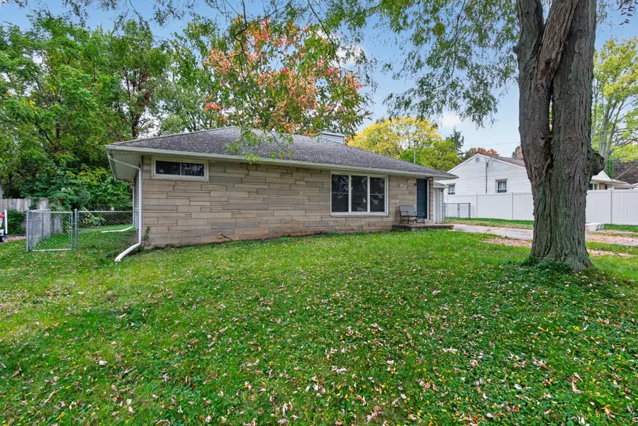 3306 Spring Arbor Road, Jackson, MI 49203 - #3