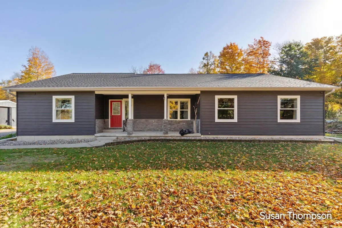 9135 S River Road, Greenville, MI 48838 - #1
