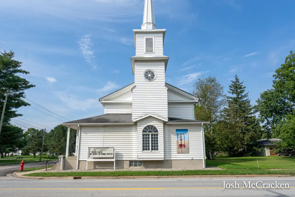404 N Hudson Street Se, Lowell, MI 49331 - #1