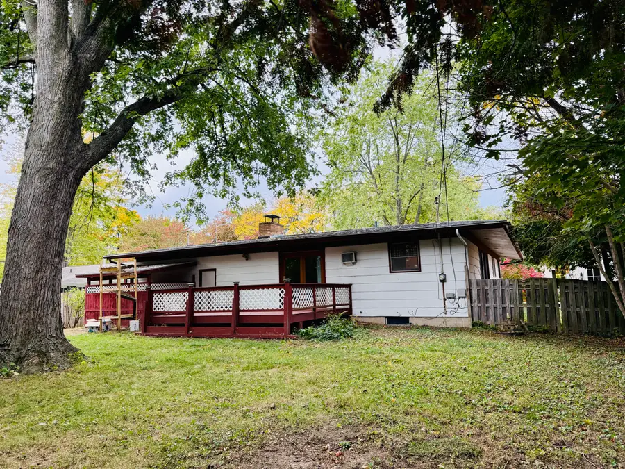 2706 Dawn Drive, Midland, MI 48642 - #3