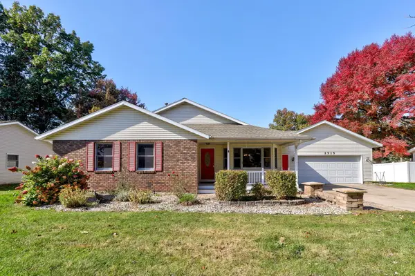 2515 Oak Forest Drive, Holland, MI 49424