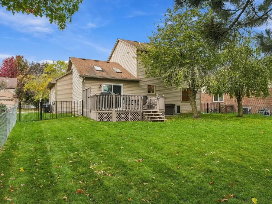 8878 Lamont Street, Livonia, MI 48150 - #3