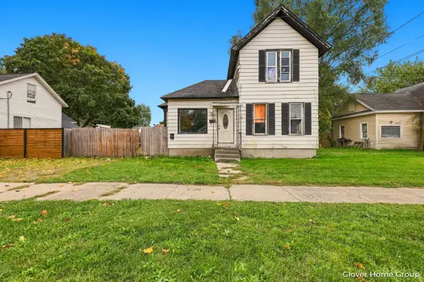 28 Centennial Street, Sparta, MI 49345