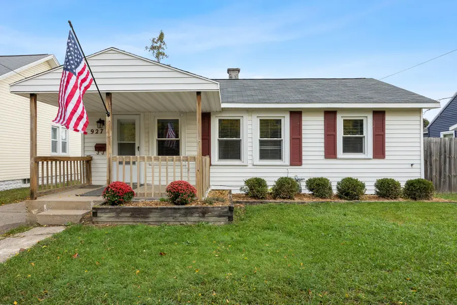927 Aberdeen Street Ne, Grand Rapids, MI 49505 - #2