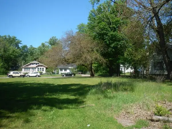 723 Pavone Street, Benton Harbor, MI 49022