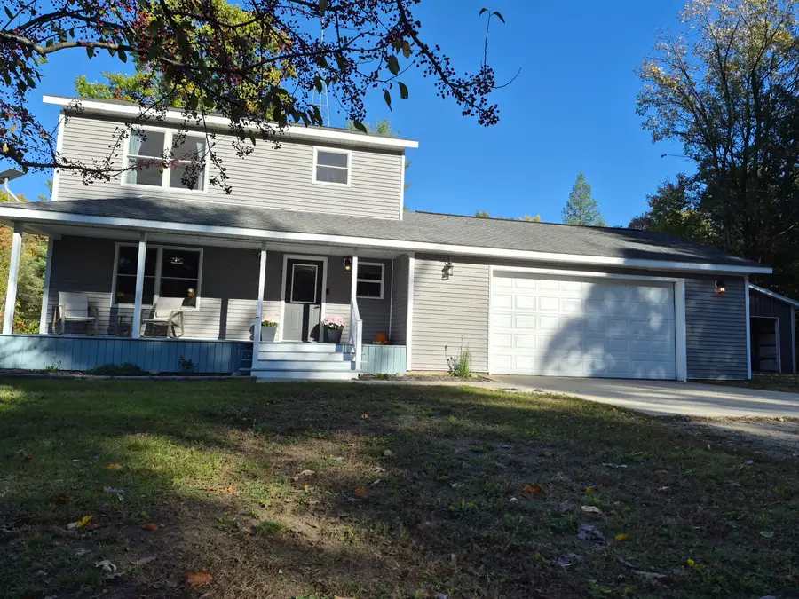 1312 Pine Hill Trail, Stanton, MI 48888 - #2