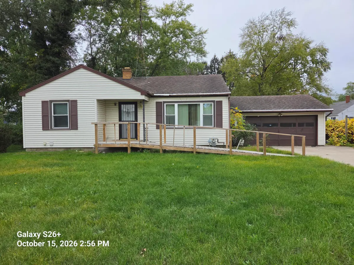 1858 Broadway, Benton Harbor, MI 49022 - #1