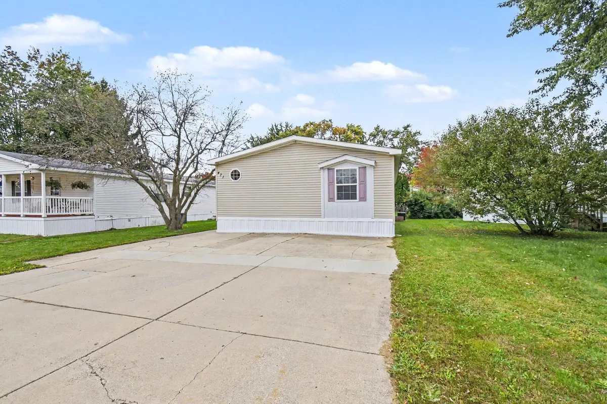 471 N Kippen Drive Se, Grand Rapids, MI 49548 - #1