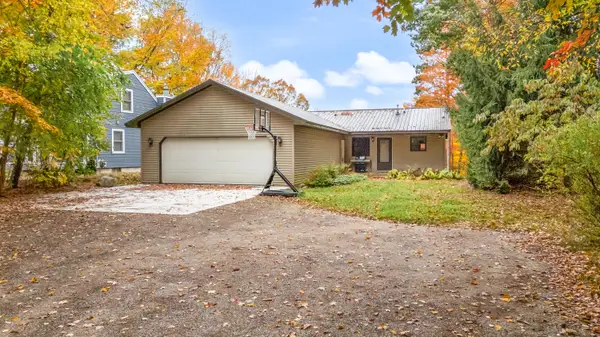 10833 Otahnagon Drive, Stanwood, MI 49346