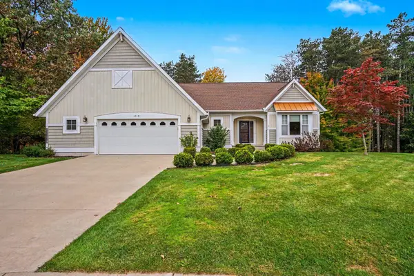 18091 Wildwood Court, Spring Lake, MI 49456