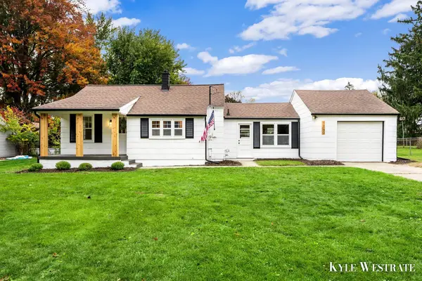 1260 Fay Avenue Nw, Grand Rapids, MI 49504