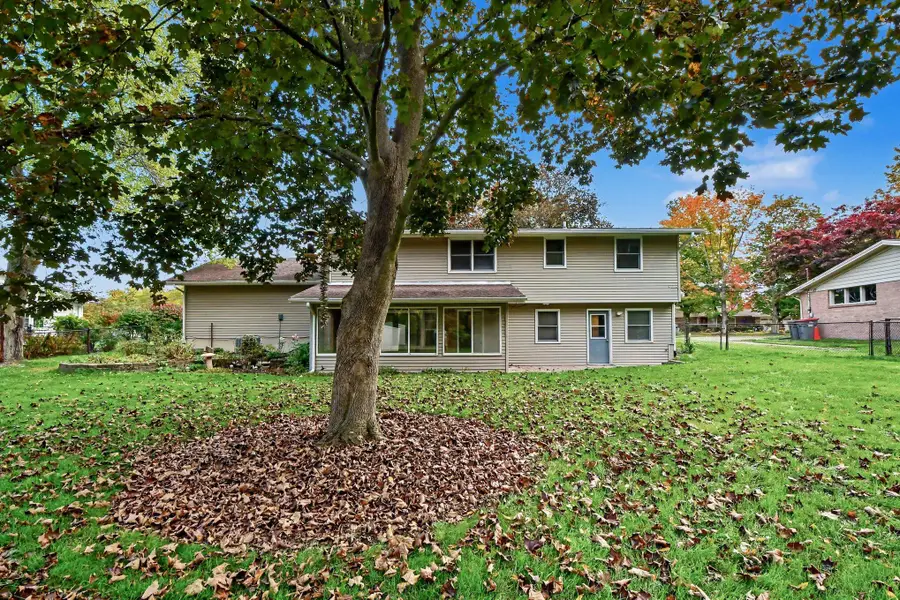 859 Paradise Lake Drive Se, Grand Rapids, MI 49546 - #2
