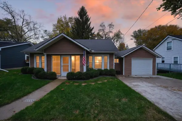 8165 5th Street, Dexter, MI 48130