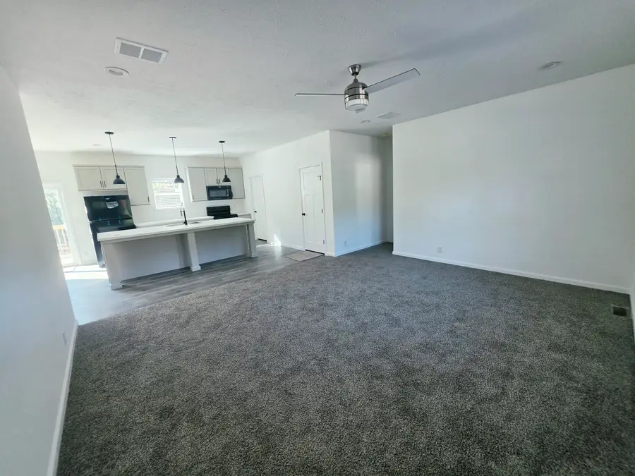 20165 Hubbard Street, Battle Creek, MI 49017 - #3