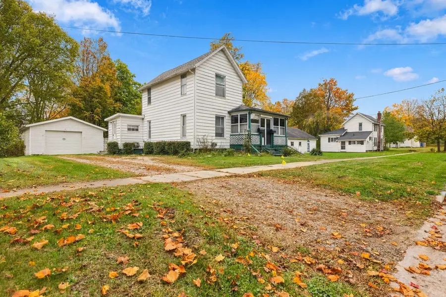 420 E Blair Street, Hastings, MI 49058 - #2