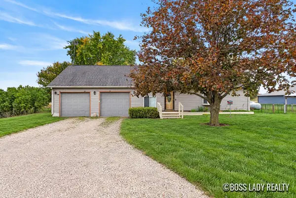 8951 N Greenville Road, Lakeview, MI 48850
