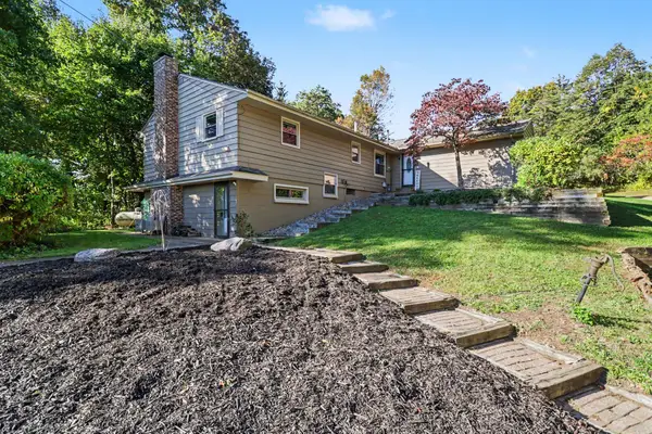 1573 N 37th Street, Galesburg, MI 49053