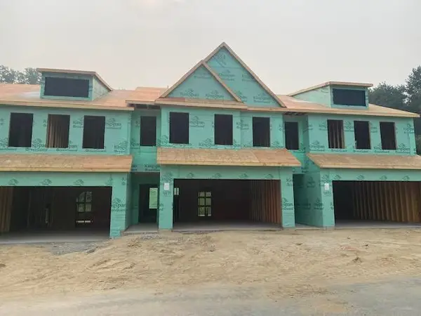4819 Hidden River Avenue Sw, Wyoming, MI 49418
