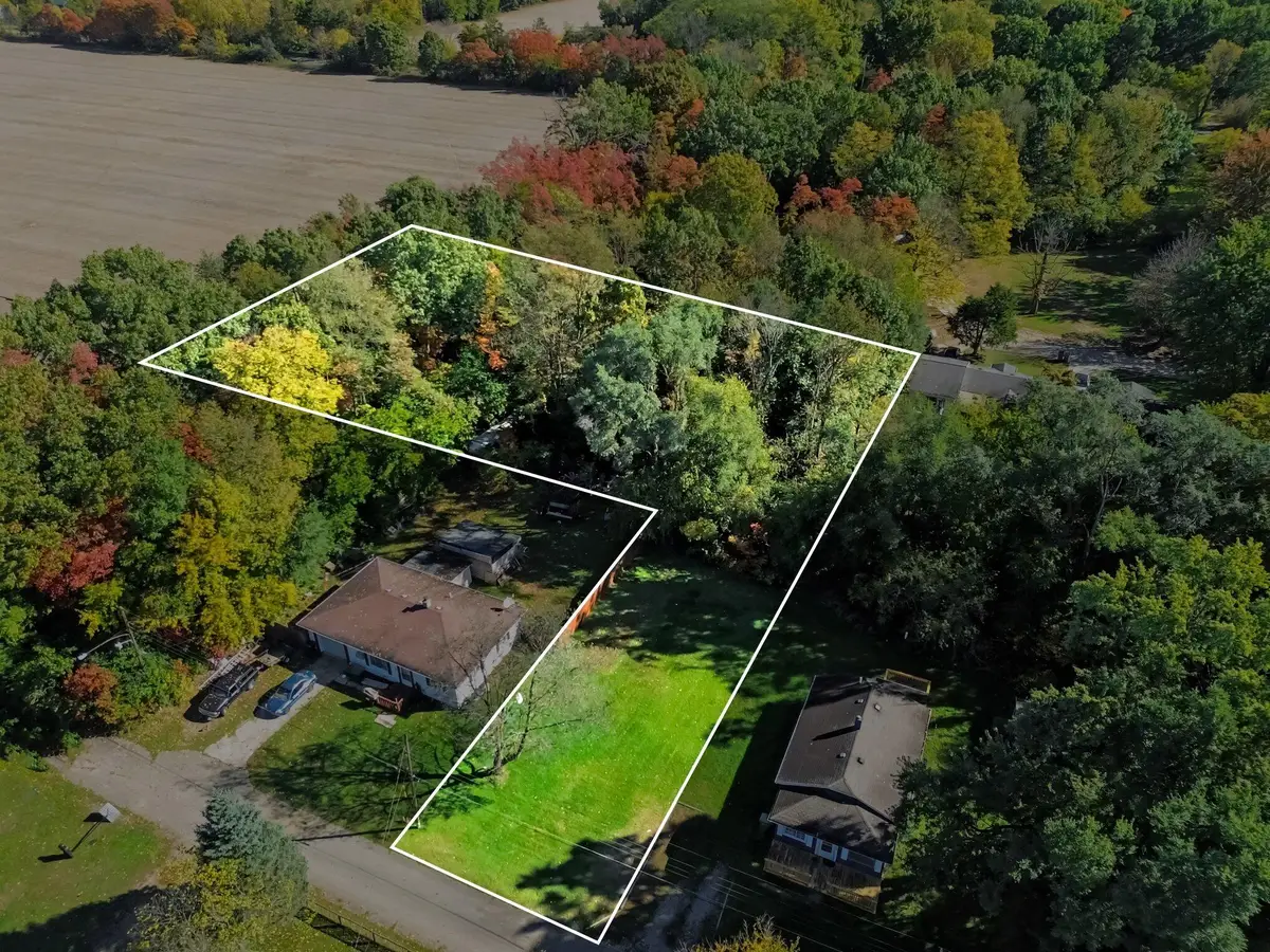 892 Sullivan Avenue, Niles, MI 49120 - #1