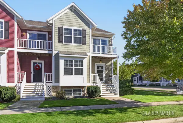 4348 St Annes Avenue Se #21, Kentwood, MI 49512