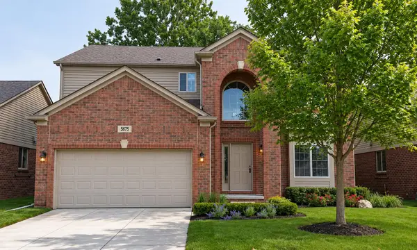 5675 Gregory Drive, Shelby Twp, MI 48317