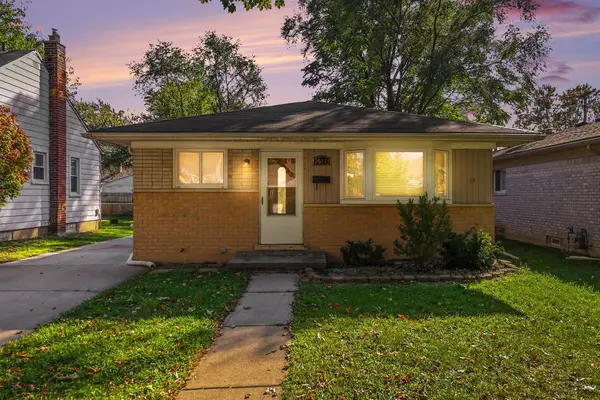 26273 Eton Avenue, Dearborn Heights, MI 48125